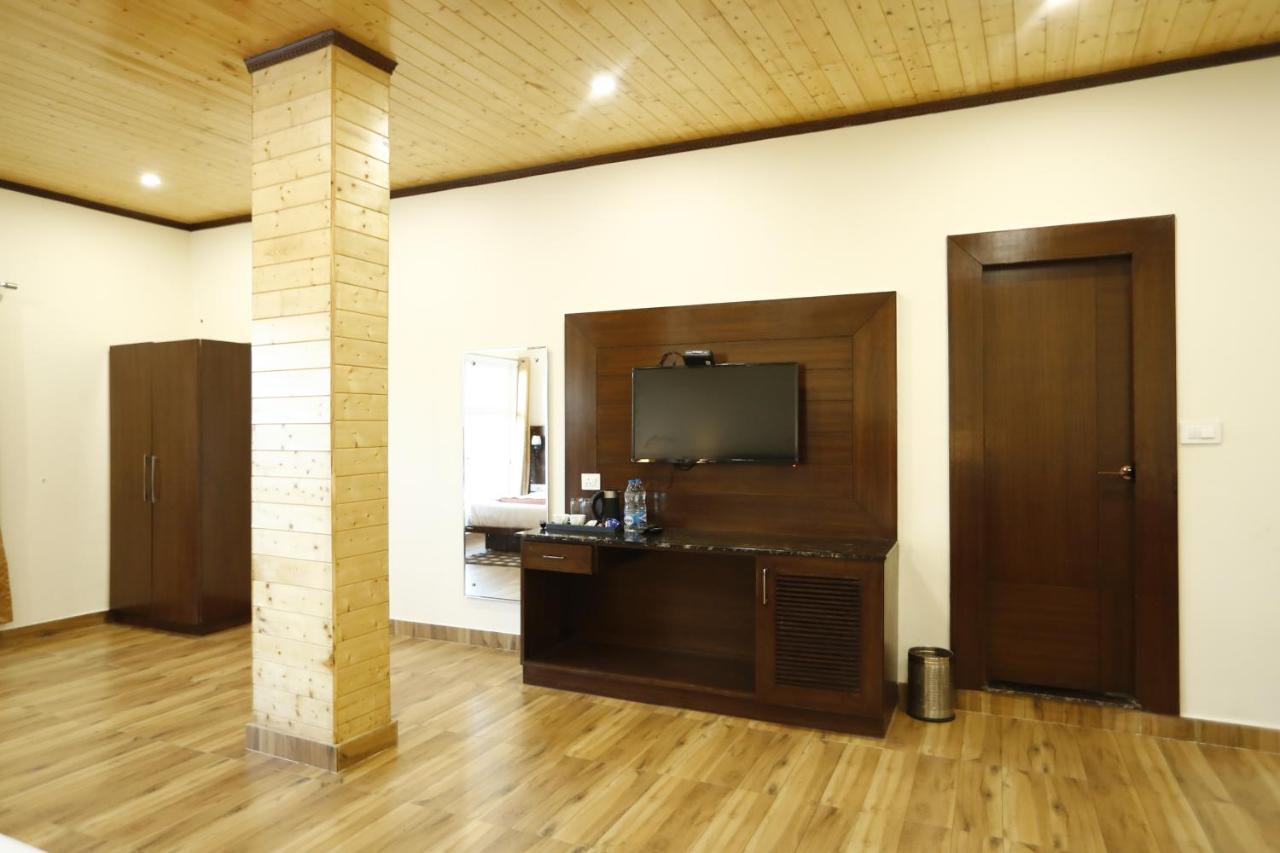 Hotel Kings Inn Мусори Екстериор снимка
