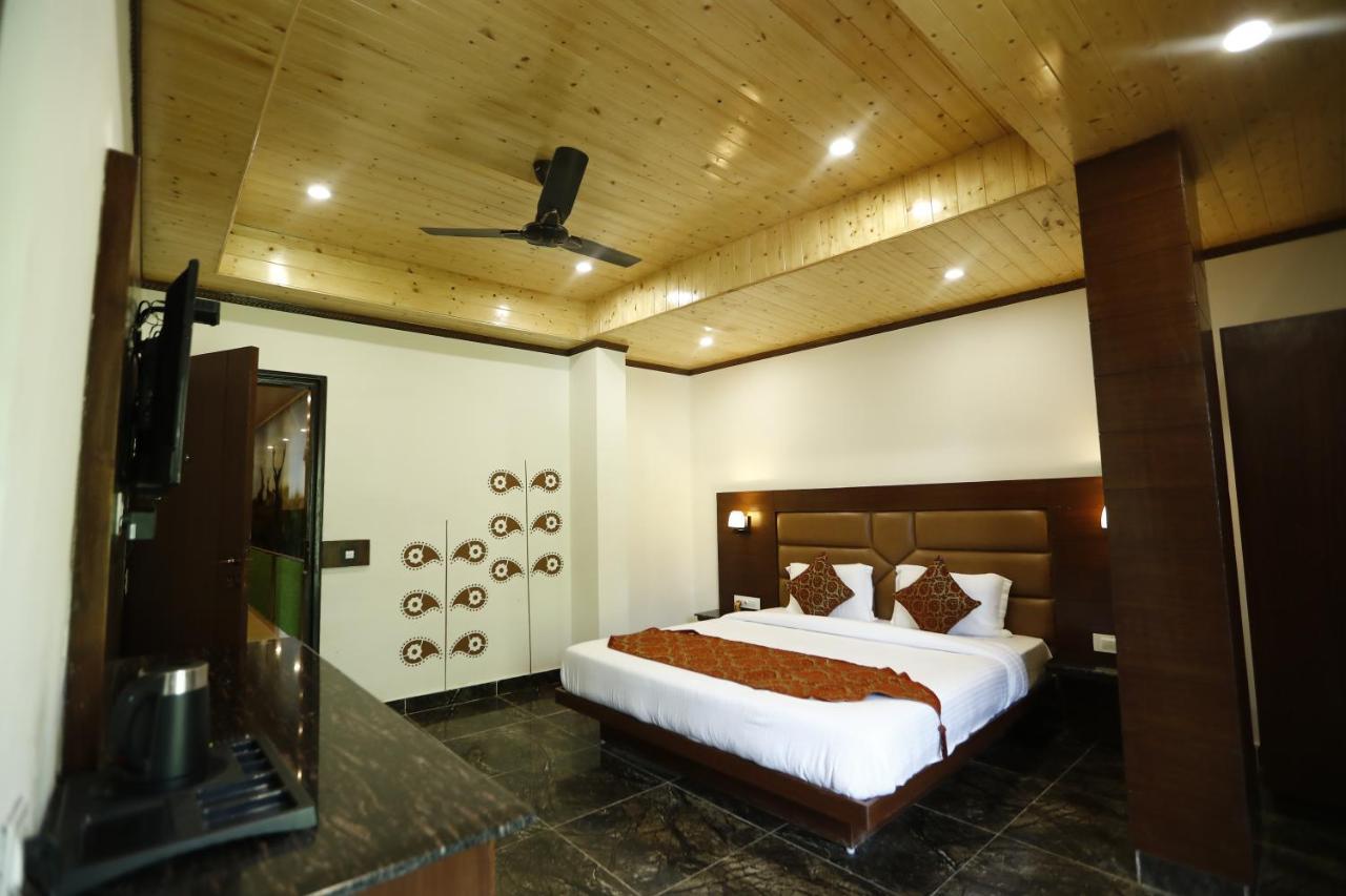 Hotel Kings Inn Мусори Екстериор снимка
