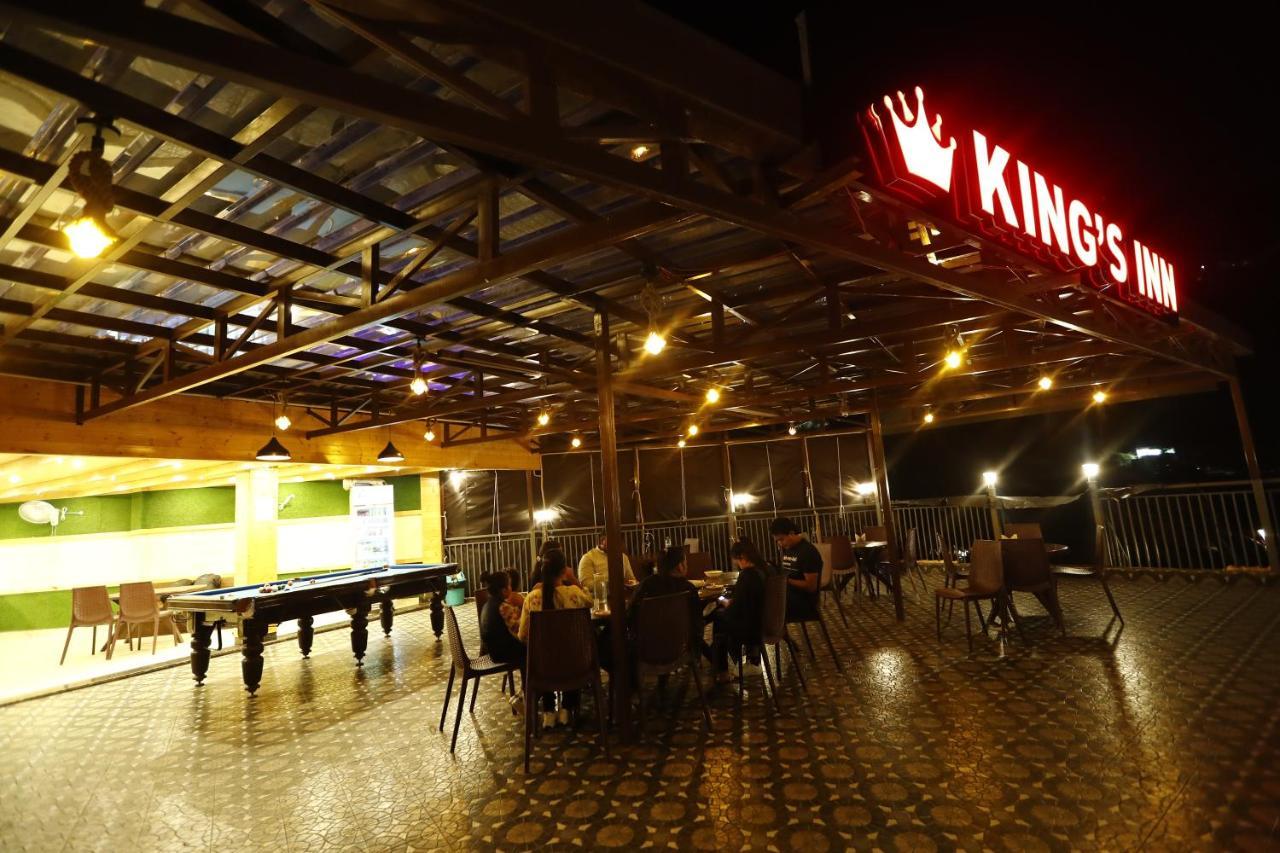 Hotel Kings Inn Мусори Екстериор снимка