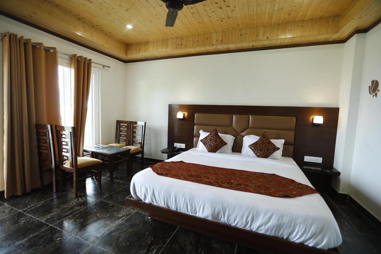 Hotel Kings Inn Мусори Екстериор снимка